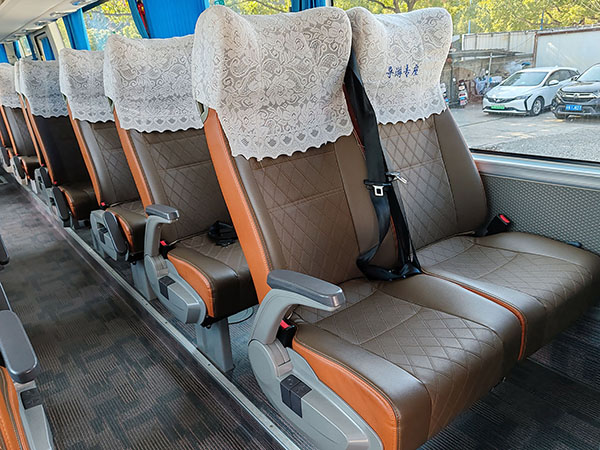 1742449599529114.jpg 宇通客車50座_1_0_03.jpg