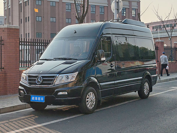 1745855415310088.jpg 奔馳凌特9座-1_00.jpg